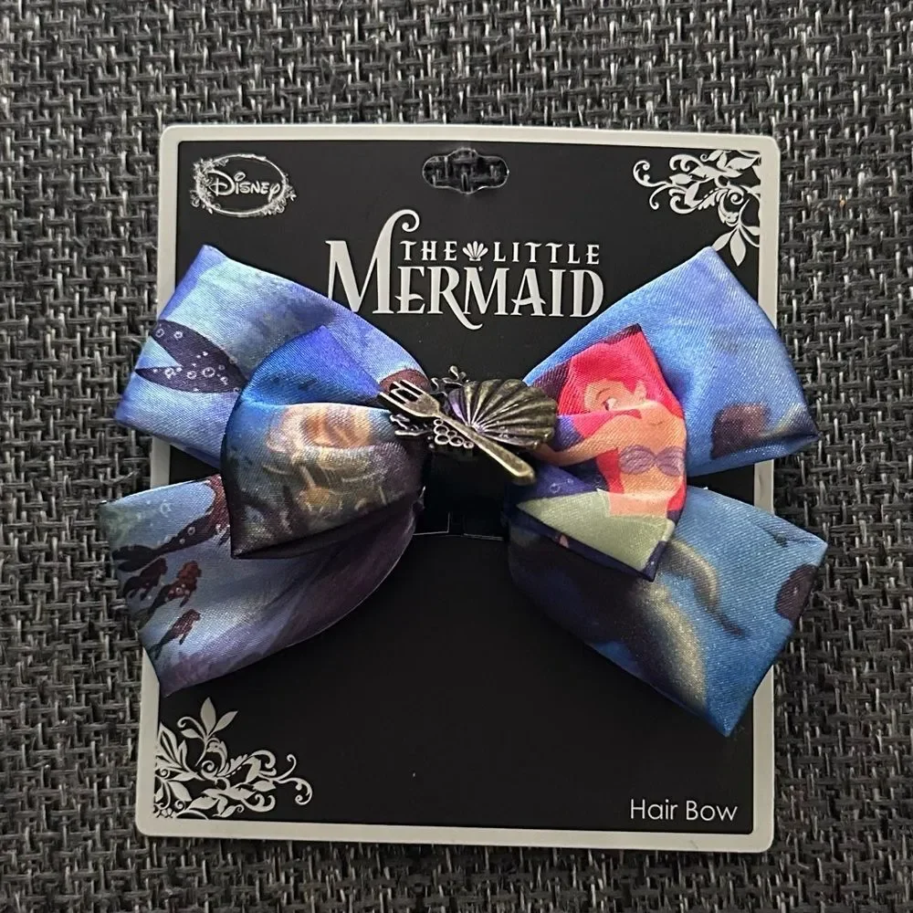 Disney's The Little Mermaid Castle‎ Bow